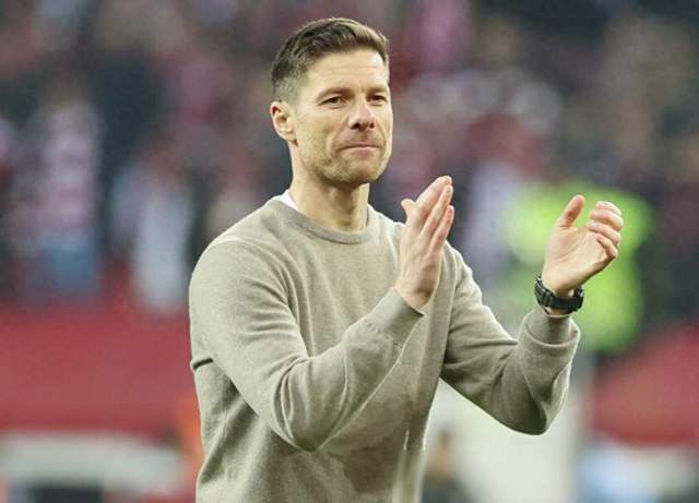 开云·体育官网-德甲比赛数据深度分析，教练讲述变阵背后的战术思想的简单介绍