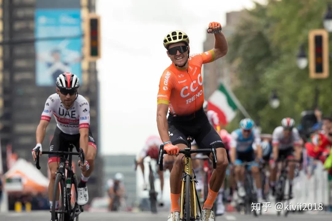 包含胜利背后:车手、团队的坚持与合作的词条 包含胜利背后:车手、团队的坚持与合作的词条