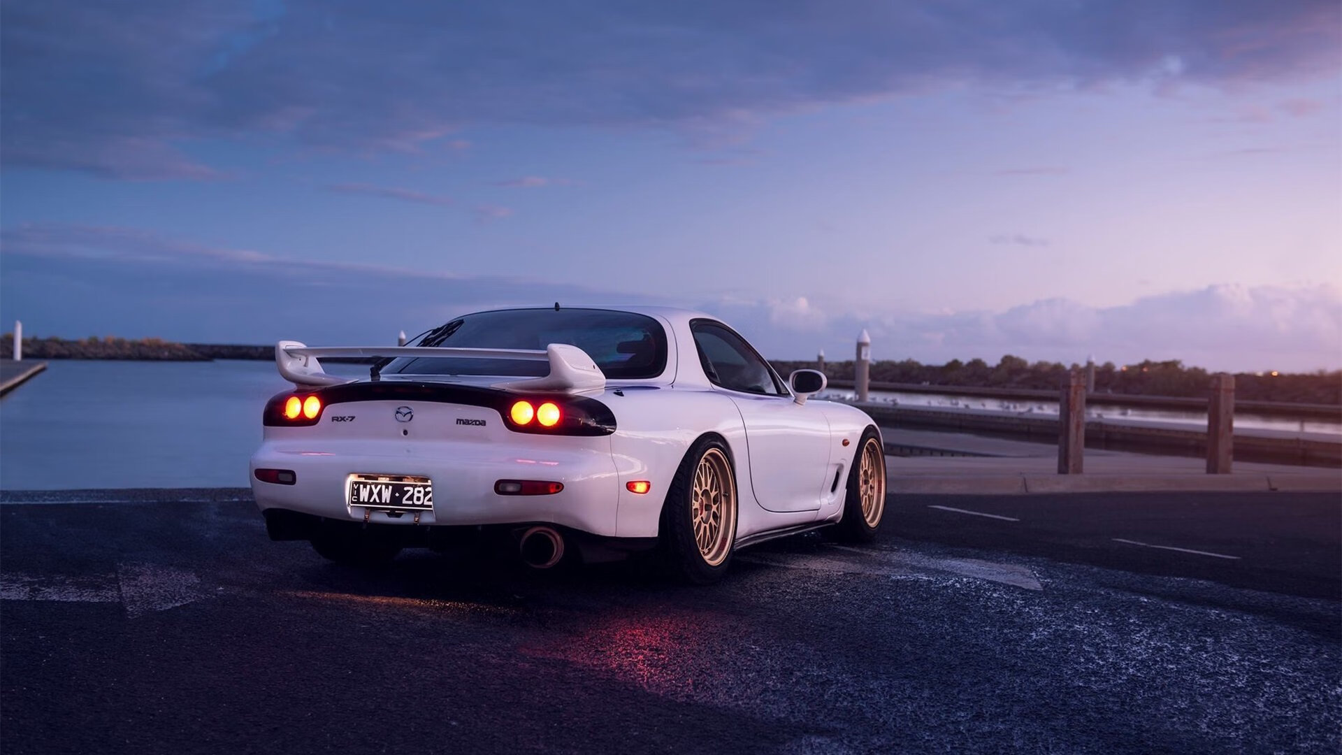 以“体育+旅游”为核心的新兴产业模式推动城市经济增长,体育旅游产业的发展