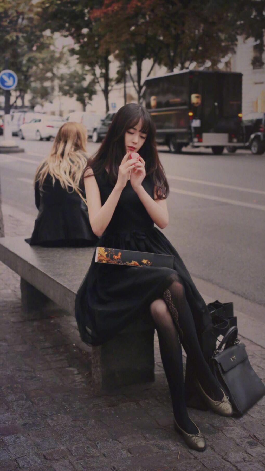 西班牙《马卡报》:瑞士雪地足球开创“极地控球”流派