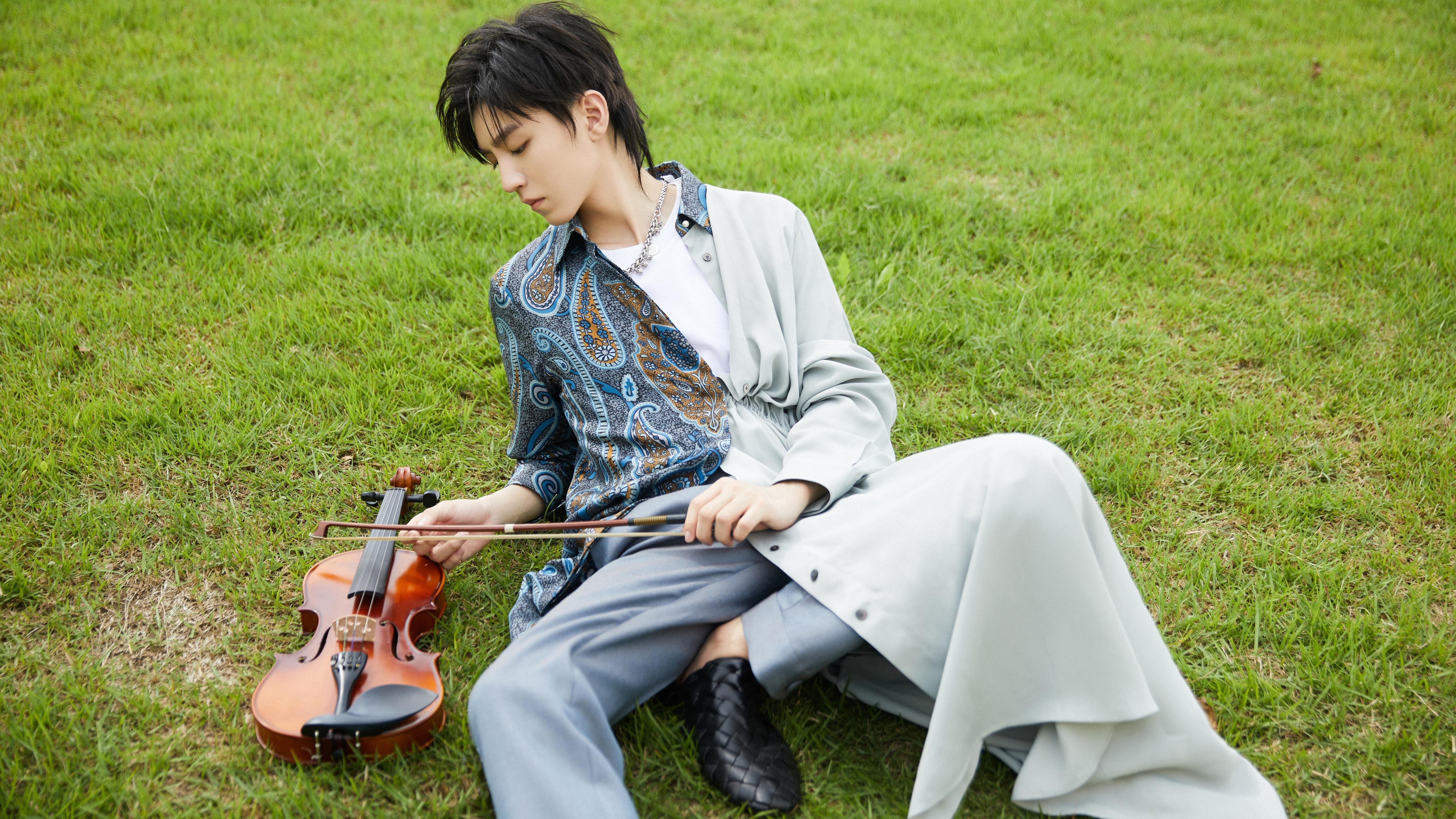 谁能夺得胜利,一场比赛决定一切!,谁能夺得胜利,一场比赛决定一切英语