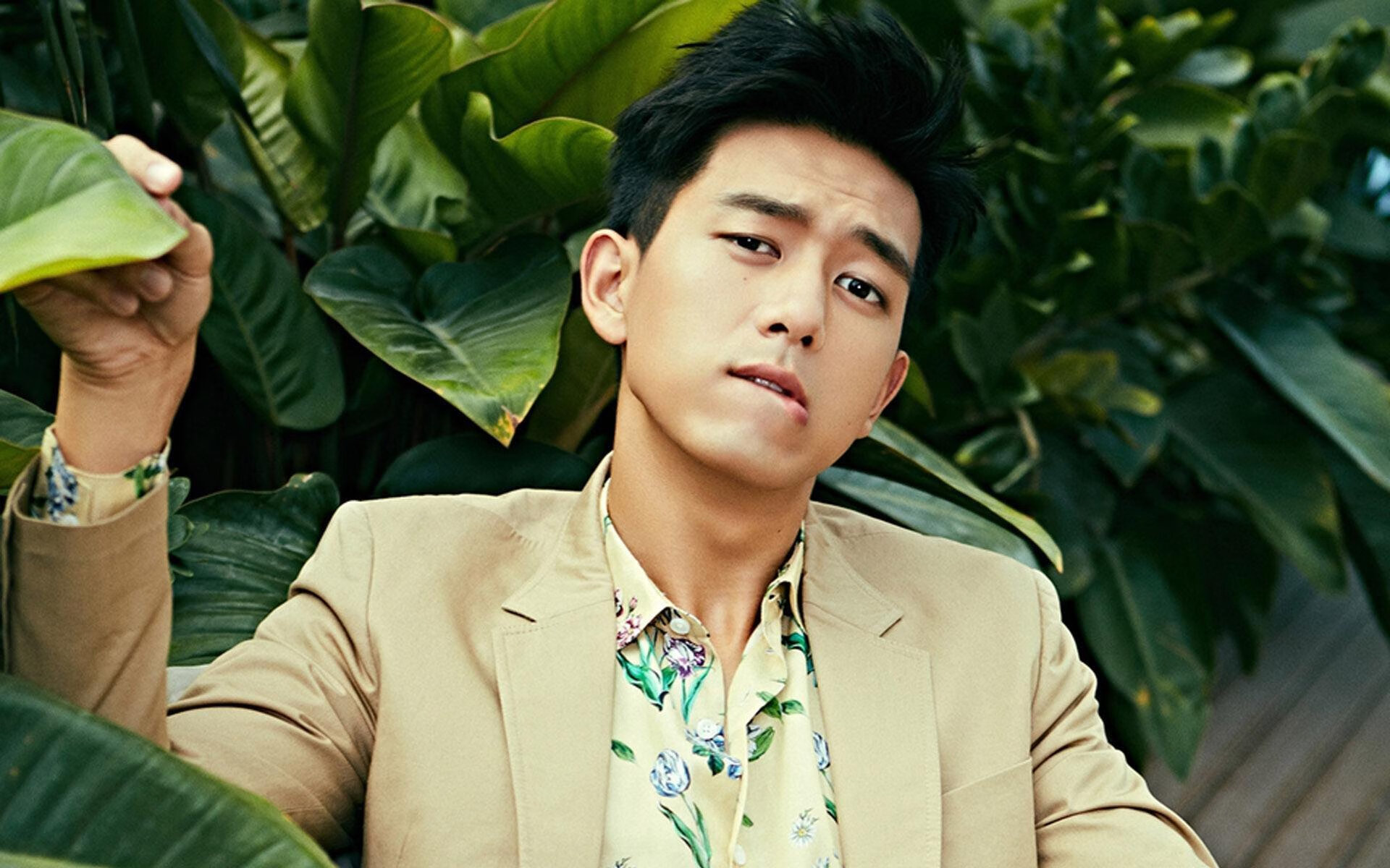 弗朗索瓦·霍尔茨豪伊泽:防线与进攻的双重威胁,展现南非队全方位优势